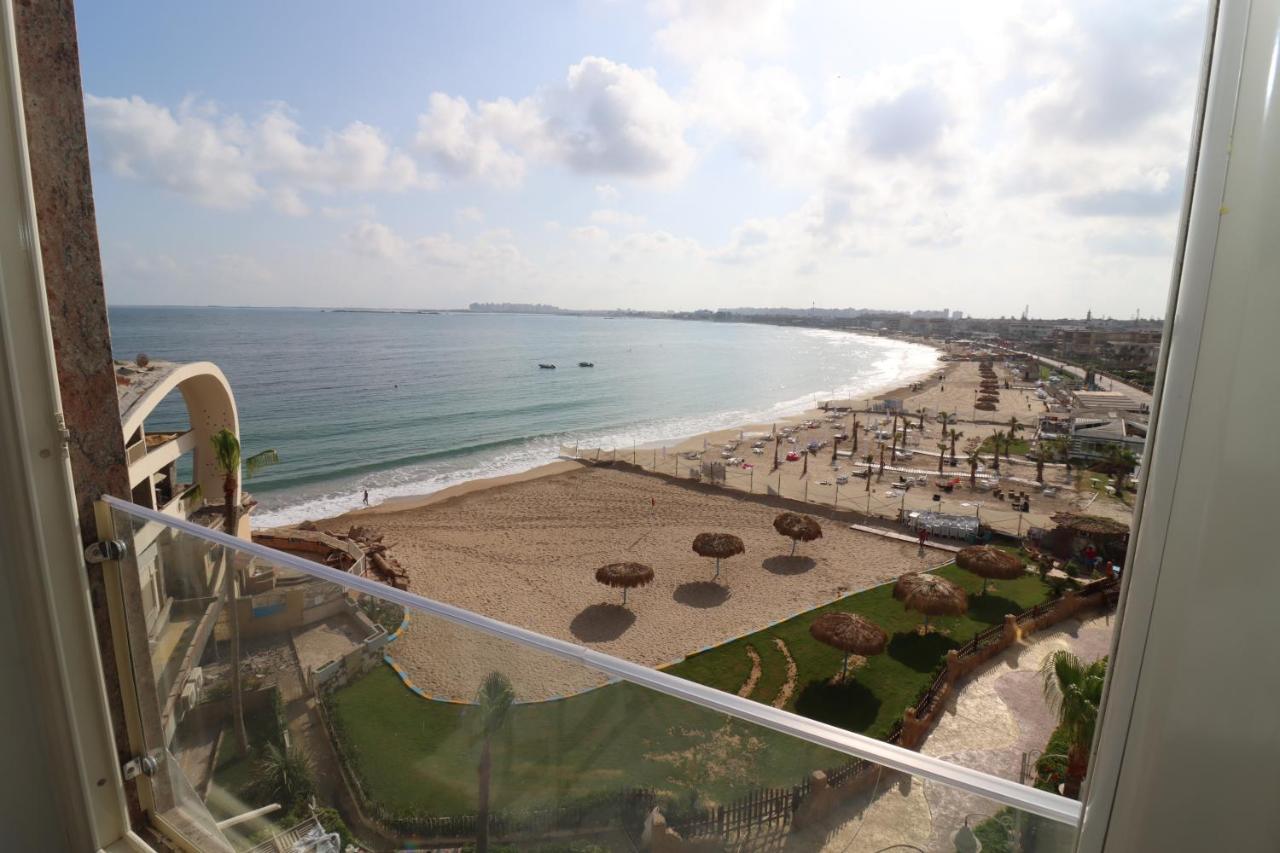 Luxury Mamoura Private Apartament