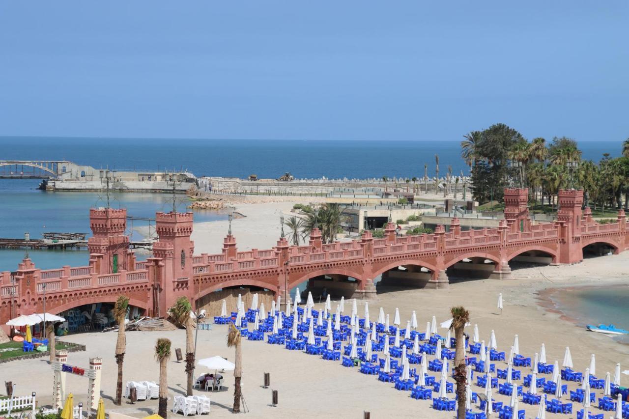Luxury Mamoura Private Apartament