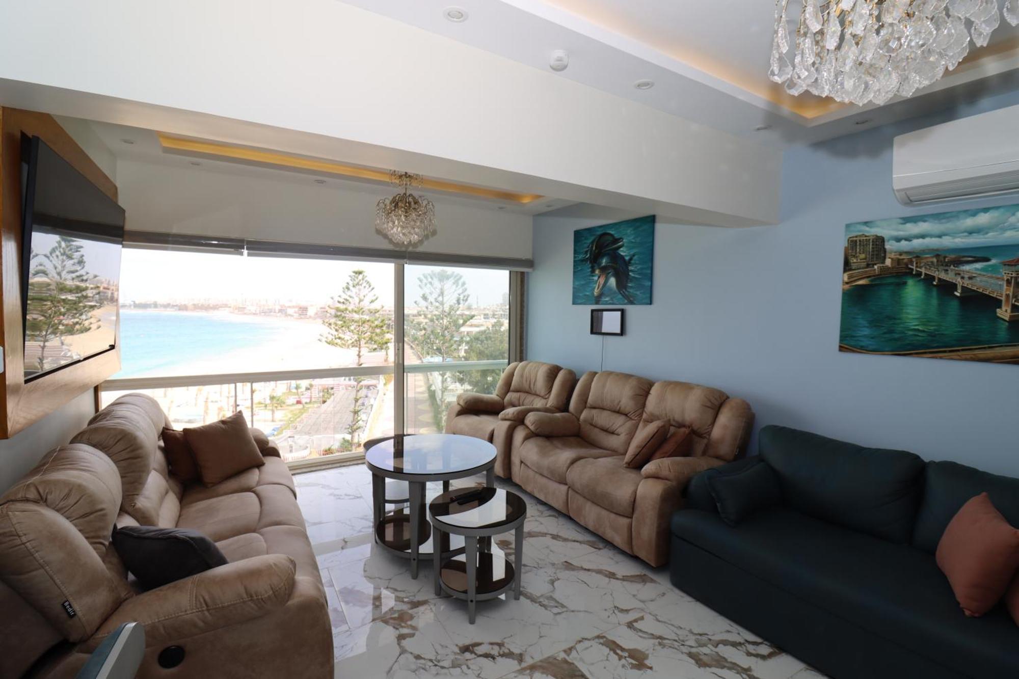 Apartament Luxury Mamoura Private