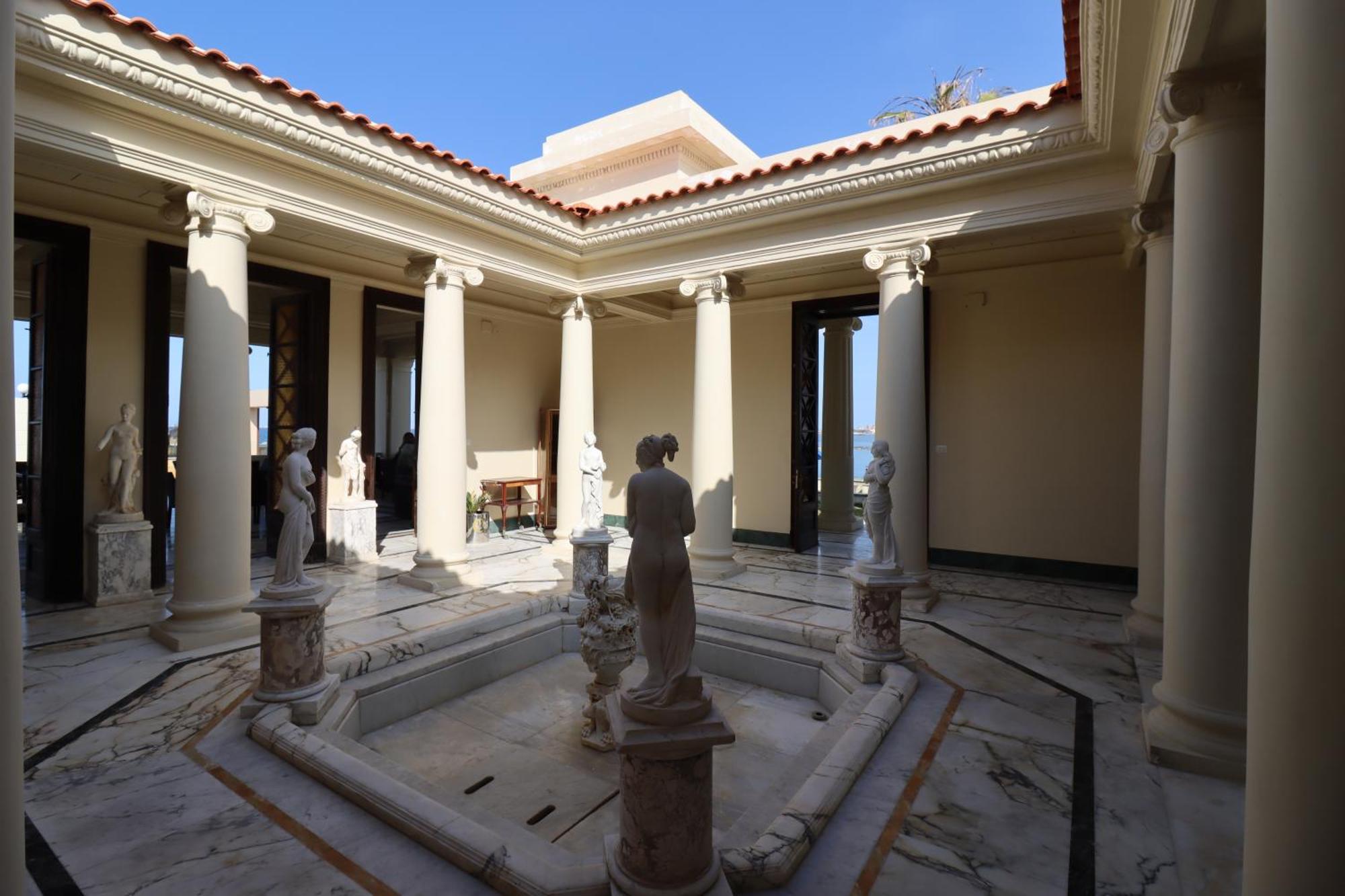 Luxury Mamoura Private Apartament