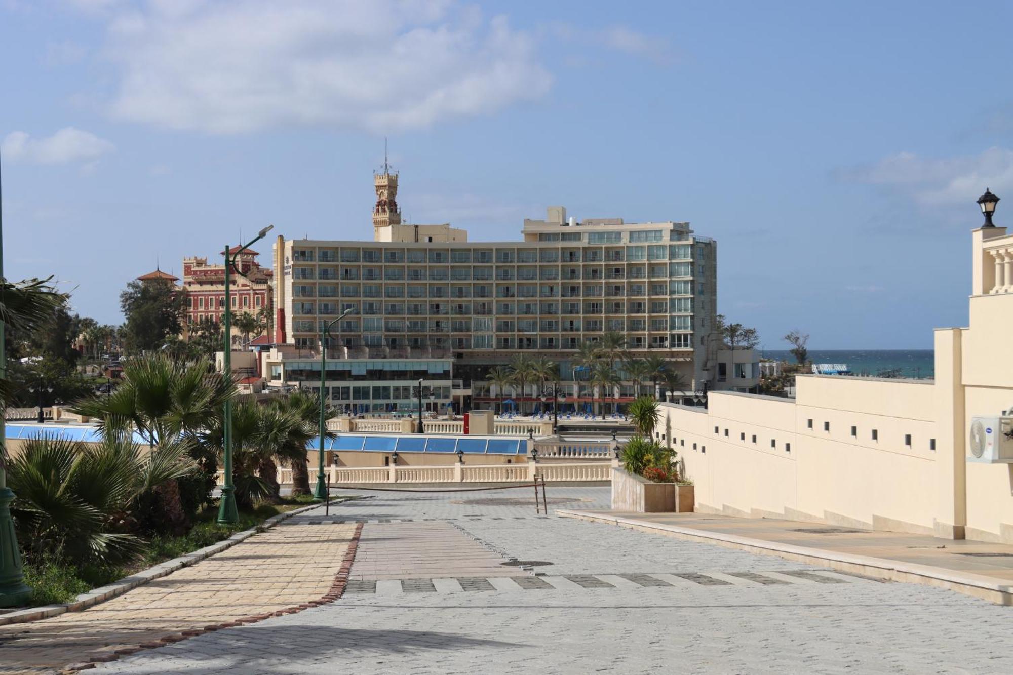 Luxury Mamoura Private Apartament